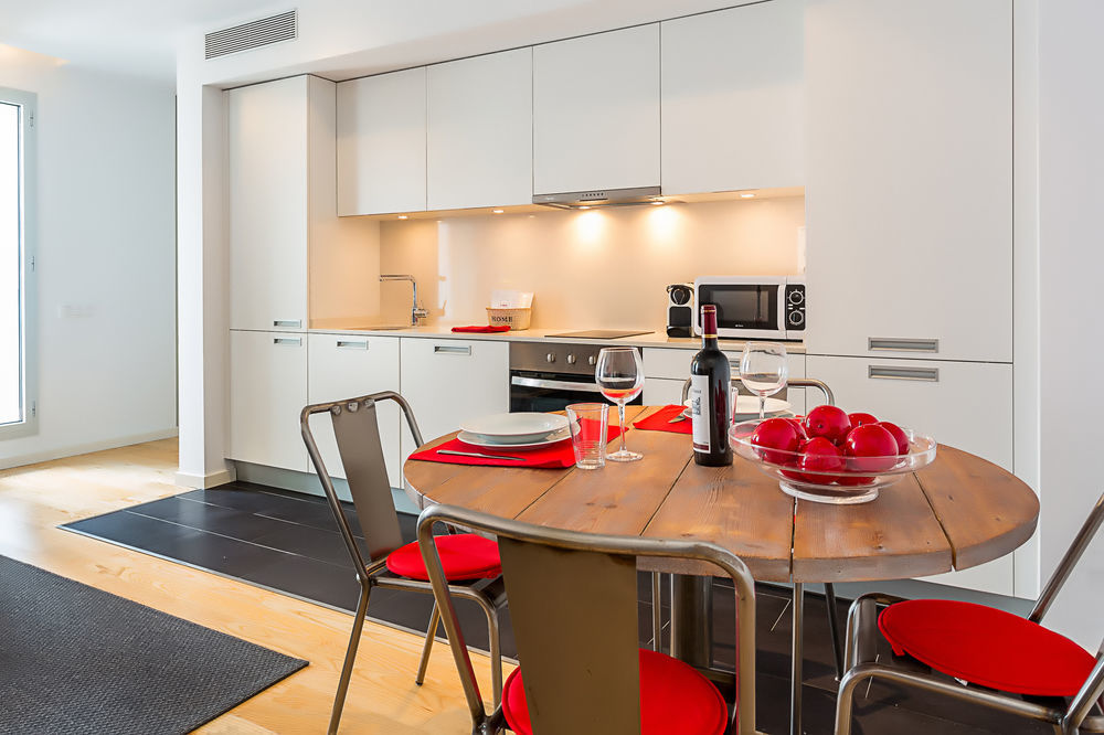 Urban District - Rambla & Pool Apartment Barcelona