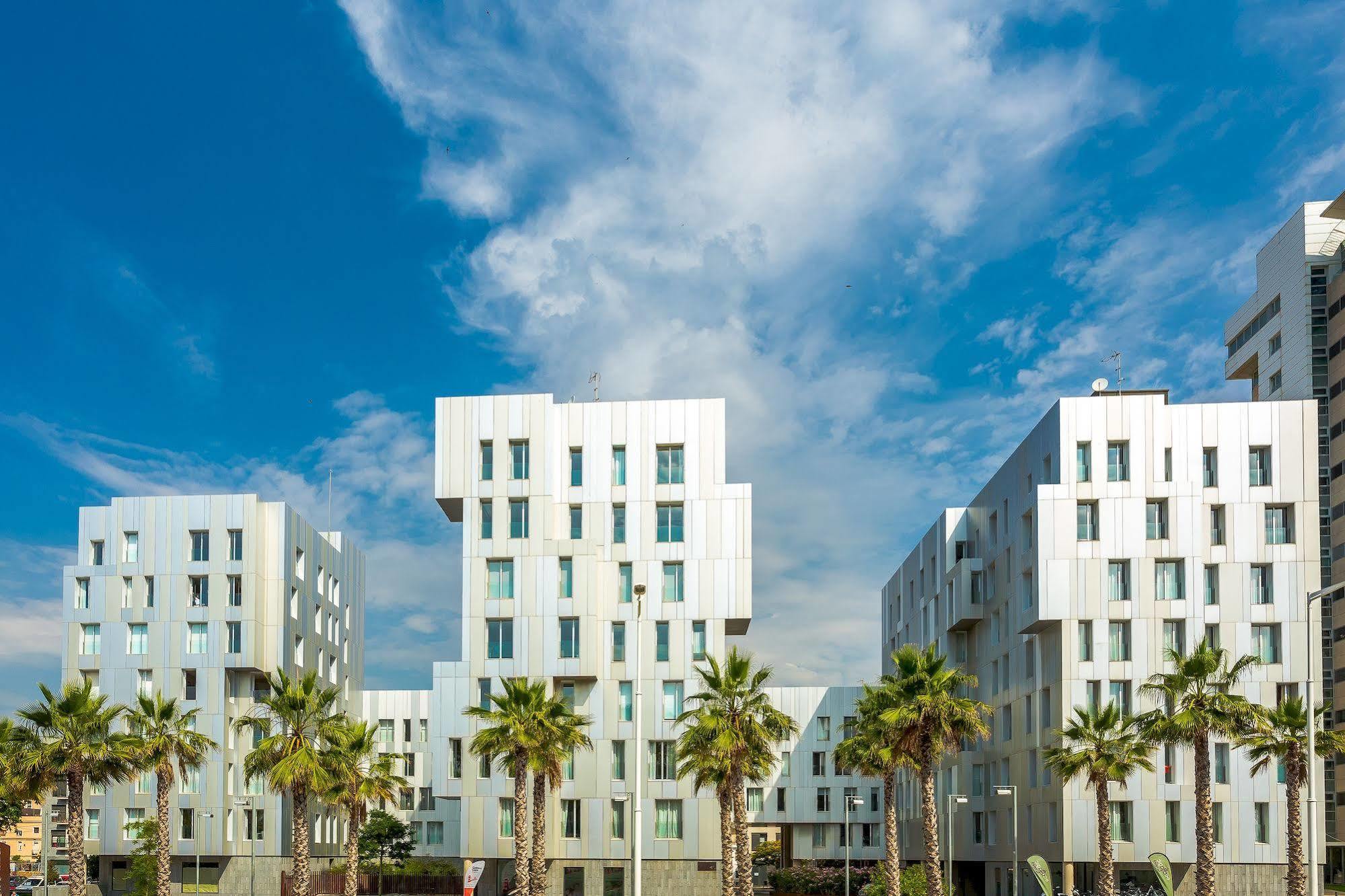 Urban District - Rambla & Pool Apartment *
